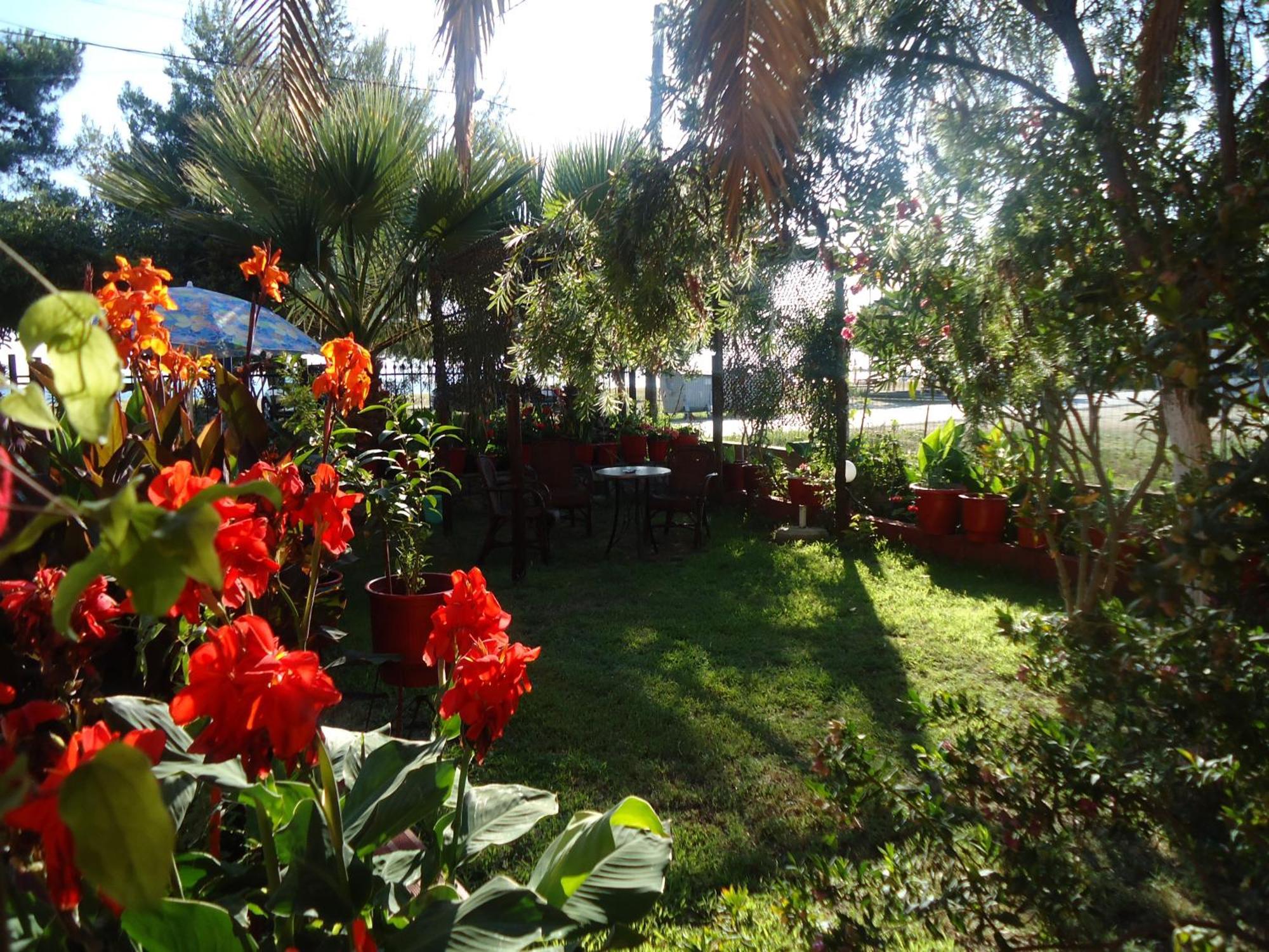 House Souzanna Apartment โตโรนี ภายนอก รูปภาพ
