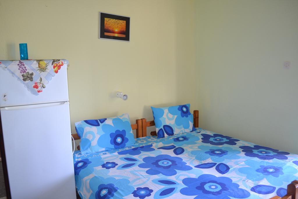 House Souzanna Apartment โตโรนี ภายนอก รูปภาพ