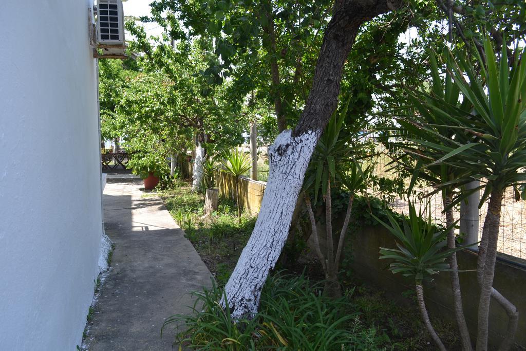 House Souzanna Apartment โตโรนี ภายนอก รูปภาพ