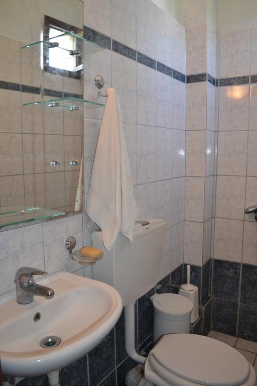 House Souzanna Apartment โตโรนี ภายนอก รูปภาพ