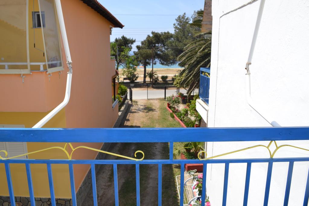 House Souzanna Apartment โตโรนี ภายนอก รูปภาพ