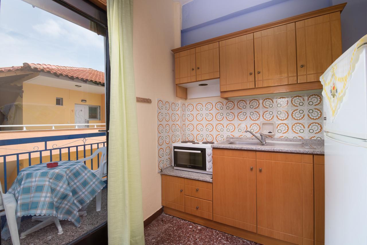 House Souzanna Apartment โตโรนี ภายนอก รูปภาพ